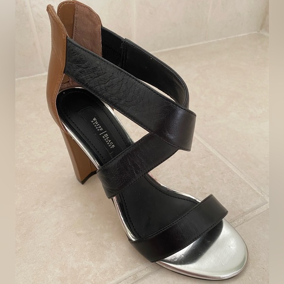 White House Black Market “Melodie” Heel Black & Tan Size 7.5 - Picture 9 of 11